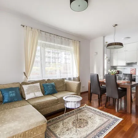M&R Apartament Airport&Business Marina Mokotow - 4 People - Parking - Fast Wifi - Netflix - Self Check-In - Terrace - Guarded Estate - Gramophone - 6 Min From Chopin Airport Варшава Екстер'єр фото