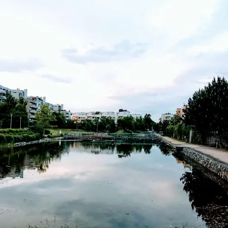 M&R Apartament Airport&Business Marina Mokotow - 4 People - Parking - Fast Wifi - Netflix - Self Check-In - Terrace - Guarded Estate - Gramophone - 6 Min From Chopin Airport Варшава Екстер'єр фото