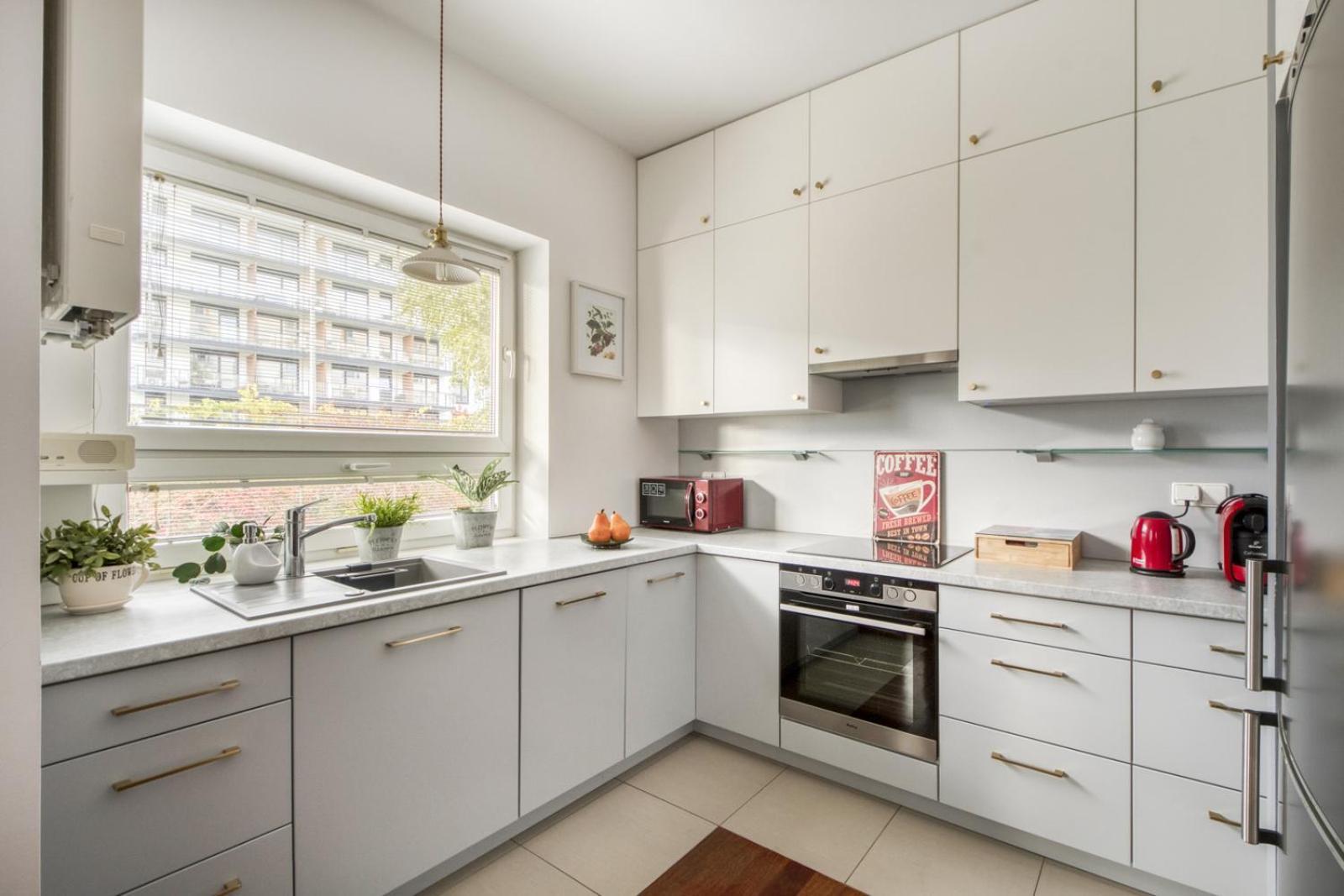 Apartment M&r Apartament: Airport-adjacent Business With Terrace *